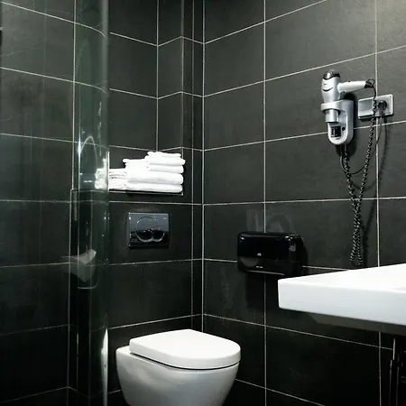 Otel De Moerse Hoeve 3*