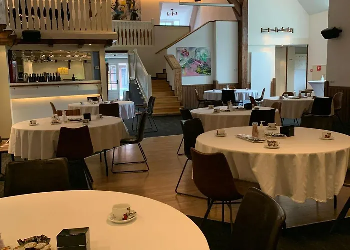 De Moerse Hoeve 3* De Moer